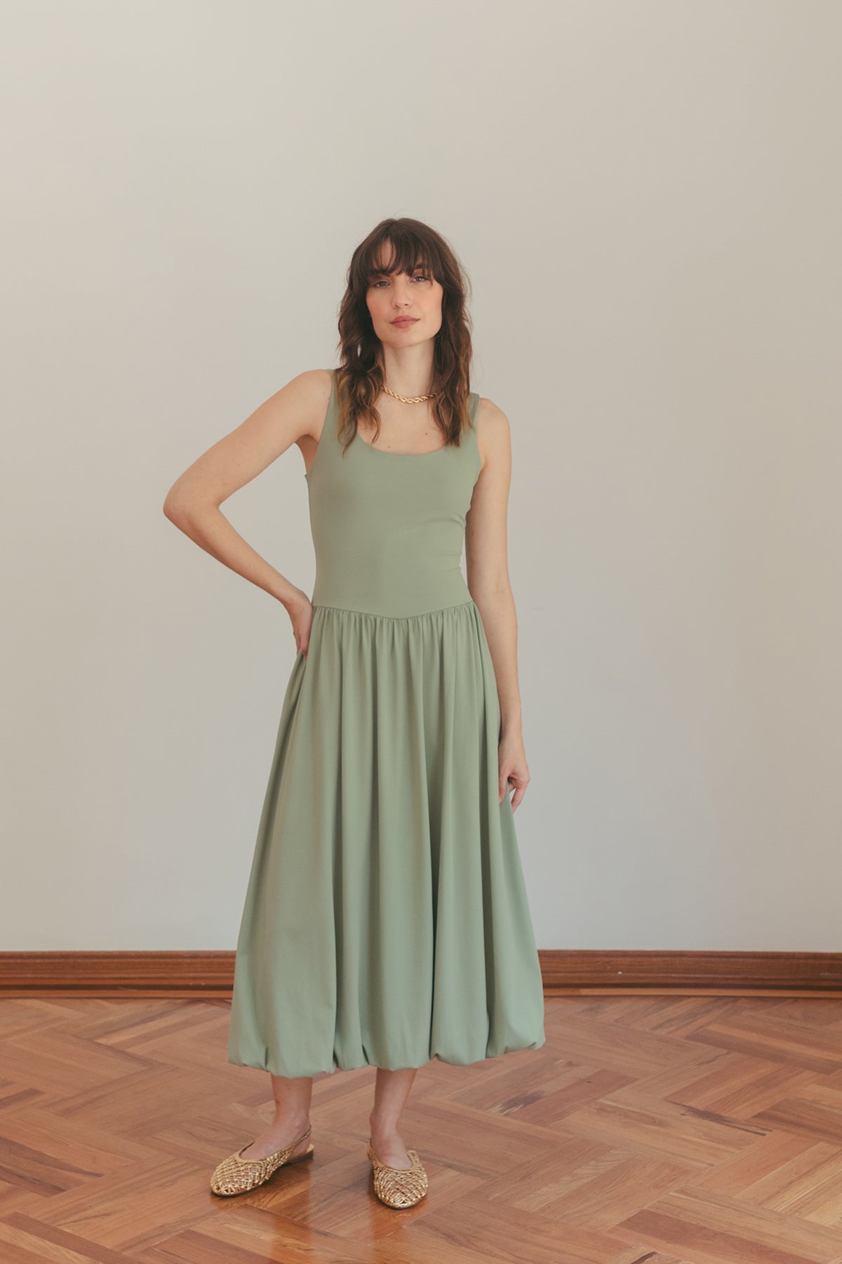 Vestido Gola